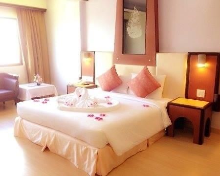 Bp Grand Tower Hotel Hat Yai Eksteriør bilde